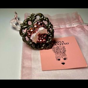 TARINA TARANTINO pink bow ring